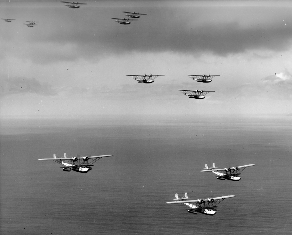 P2Y-2 flying in formation